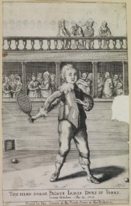 Prinz James im Kindesalter beim Tennisspielen